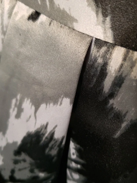 Michael Kors Skirt 8 - Picture 2 of 16